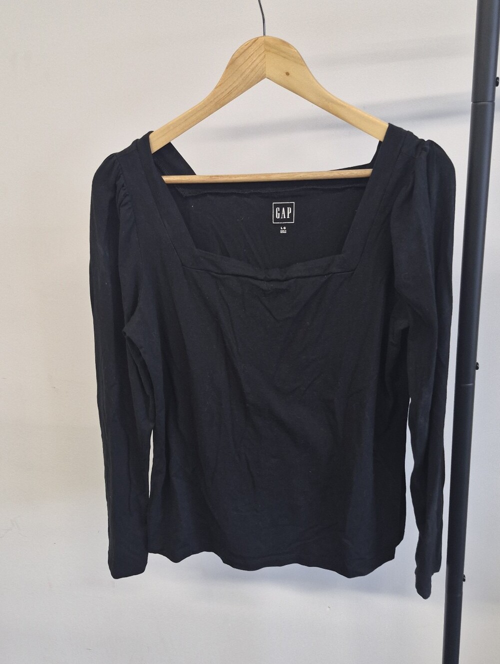 GAP Black Long-Sleeve Square Neck Tee